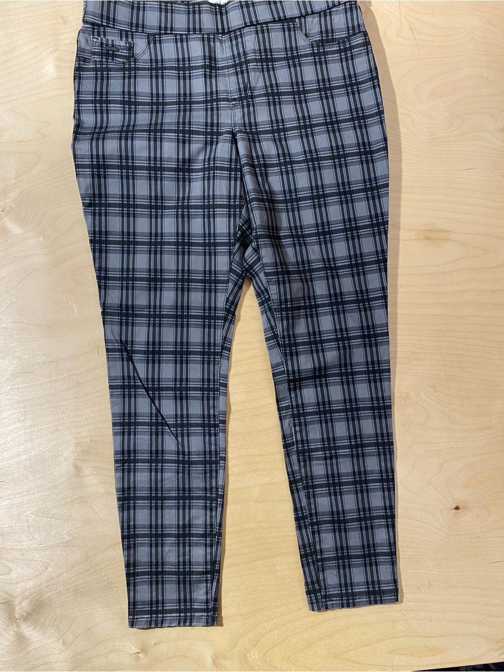 Nine West Black and Gray Heidi Pull-on Skinny Leggings 12 (RP)